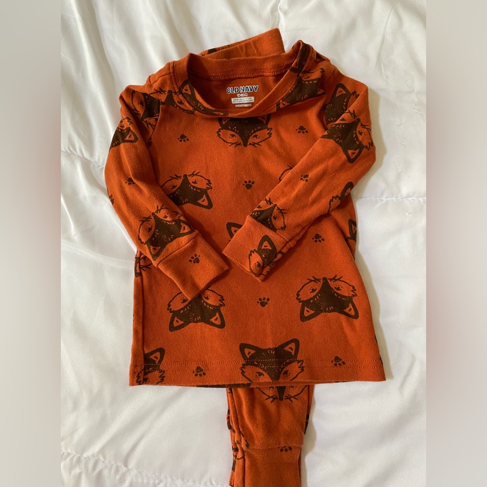 Old Navy Fox Pajamas. Brand new without tags